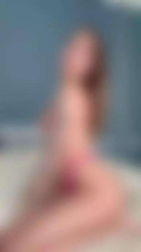 😈Blonde with ink stuck to sweaty skin 🍆 Unlock OF by liagrace