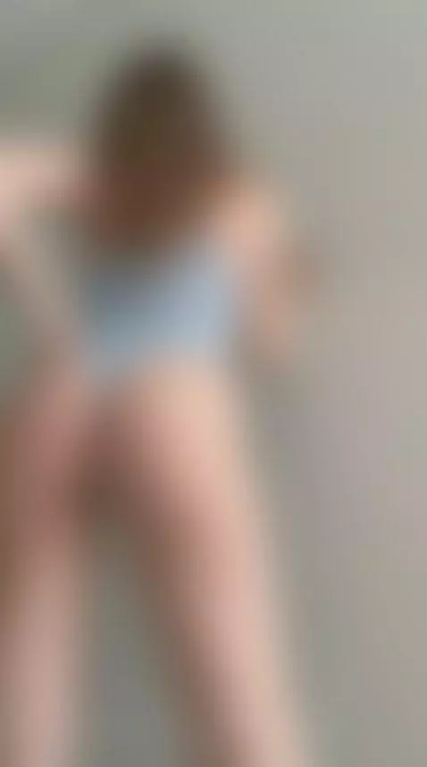 💦Curvy blonde spreading wide and slow 🍑 See OF by liagrace