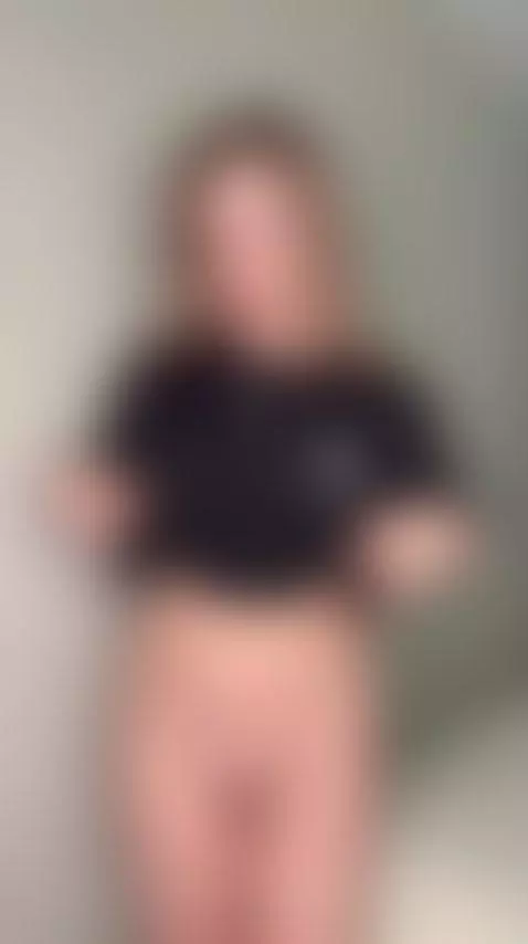 🍑Blonde thick ass bouncing faster 💦 Only OF by liagrace
