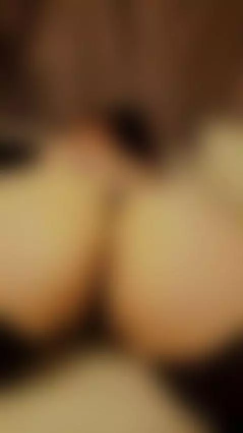 sorry bout the hand print bruise......last night got a littl... by awtlawempire