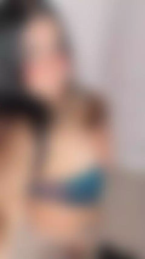 ¡show live! - https://chaturbate.com/b/emily_prisston/ by emily-prisston