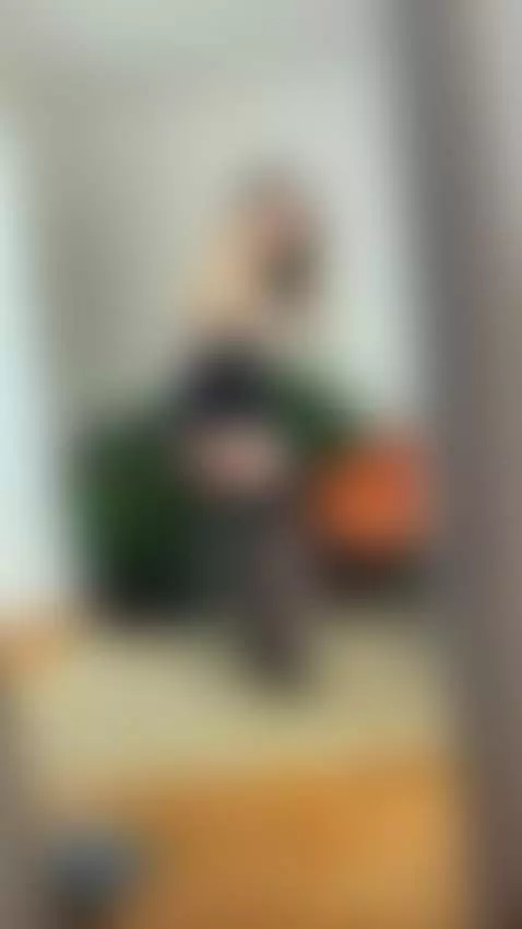 what would you do with my juicy ass?🥵 by juliamilf