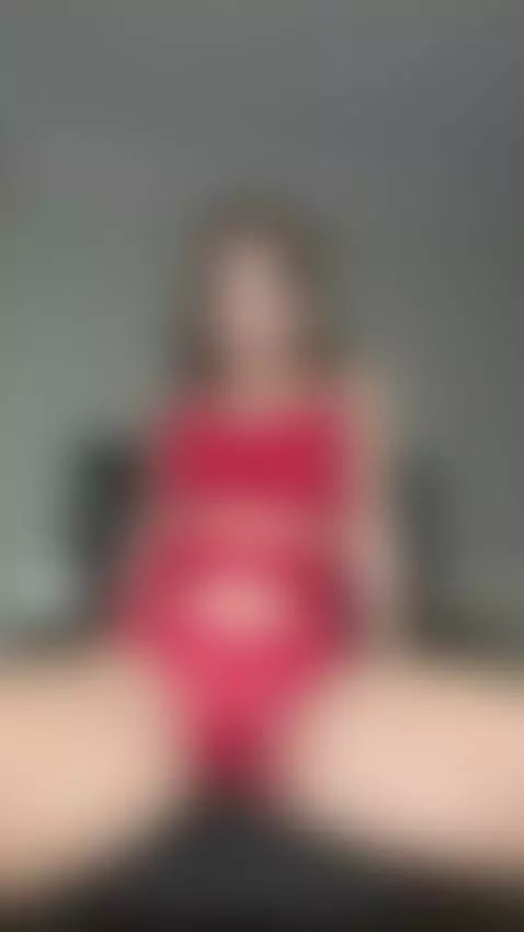 There’s more emotion in this video than it seems at first gl... by helendeluxe