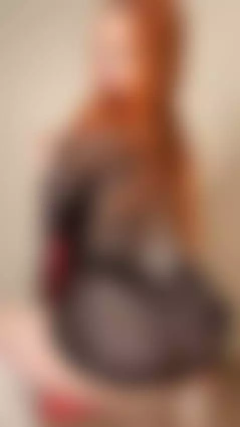 A little sweetness, a little spice 🌸💋 that’s my gift for you by elysiagrand