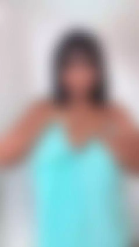 Simple, sweet, and ready to flirt by irenehidalgo