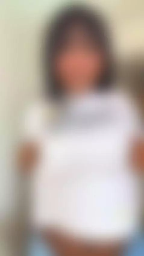 Hope I'm worthy for a lick by irenehidalgo