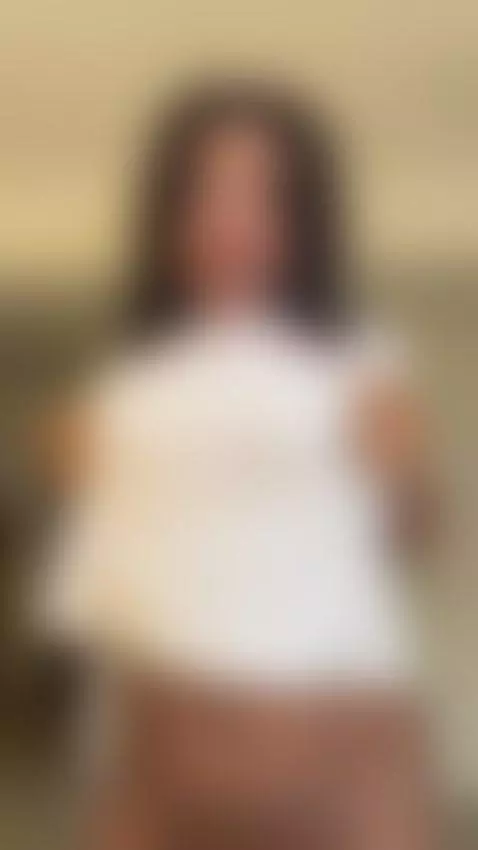 If I lived next door, would you knock? by irenehidalgo