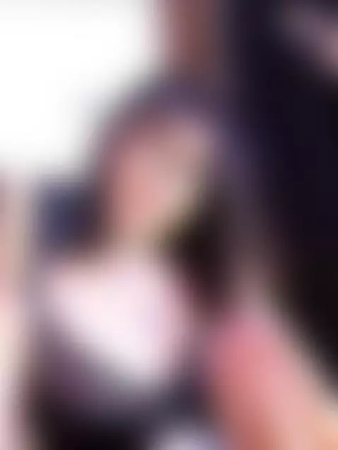 I don't know if it's the light or I'm very pretty today by iviaiko