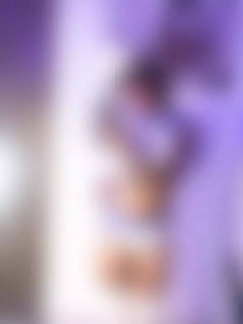 Follow me if you like girls that play back by iviaiko