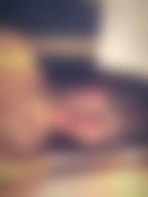 Just one look… and you’re mine by iviaiko