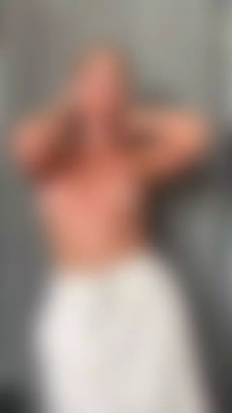 Hot cum on my tits and then I'm going to suck you off again by selenalyy