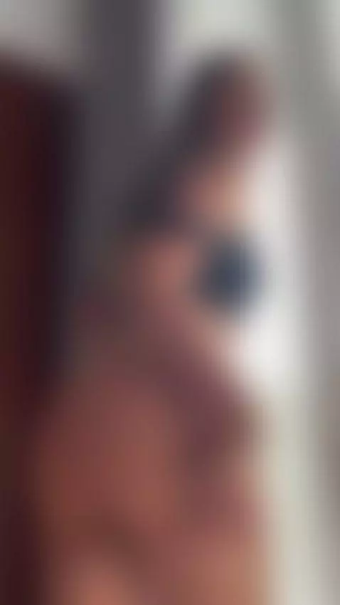 Do you prefer to cum or to stay horny for me by selenalyy