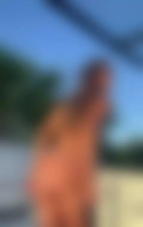 Just a slutty and playful girl by selenalyy