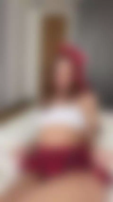 Today I want to go crazy and get very horny by selenalyy