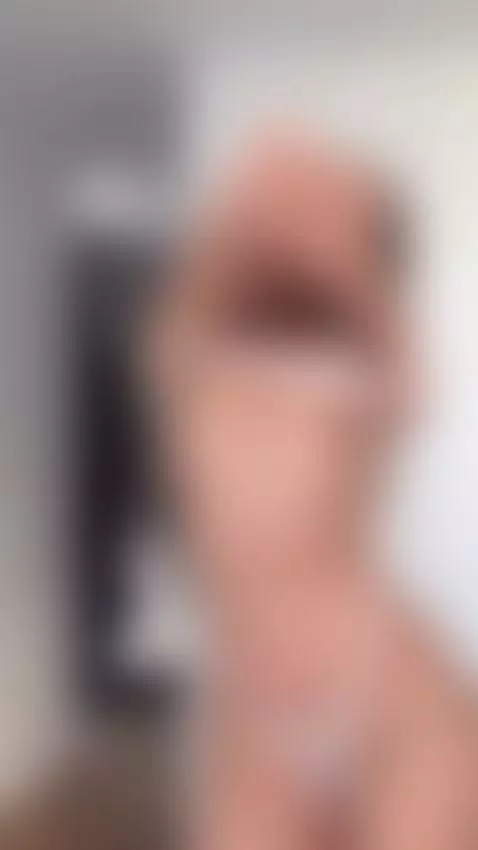 Are my tits suckable 💖👅 by selenalyy
