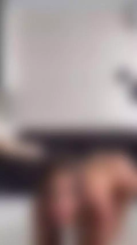 I know you want to put it on my wet tongue by selenalyy