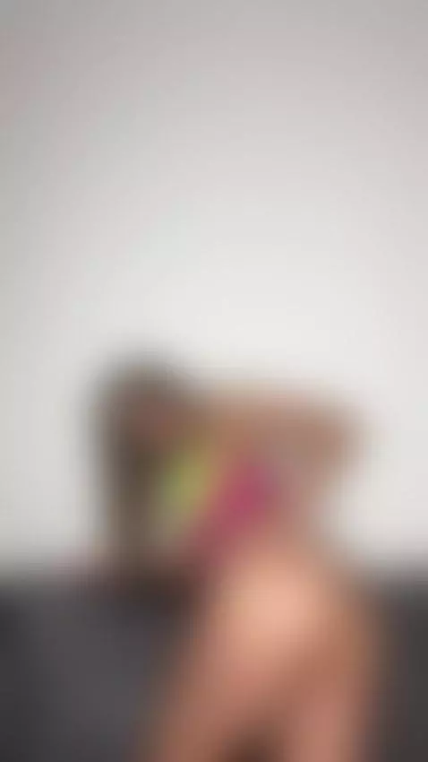 I'm ready to show off my ass because behaving has already lo... by selenalyy