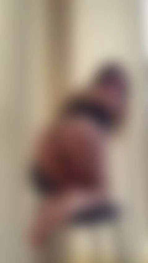 Tell me you can handle watching me show off my ass this clos... by selenalyy