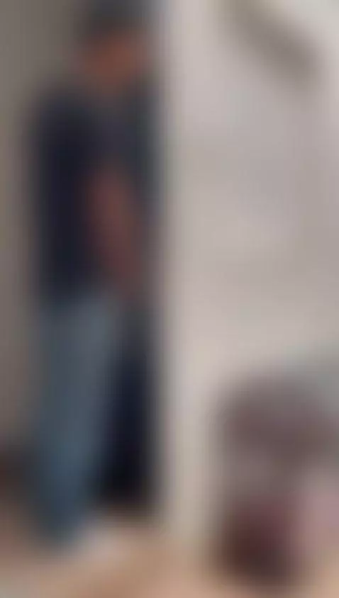 My neighbor's ass is so delicious, that I only think about f... by andrewkenoxx