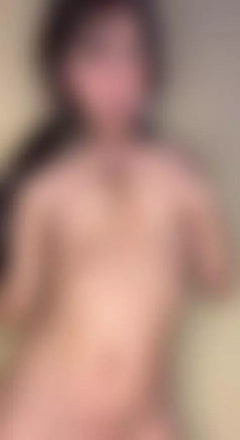 Call me a slut and see how wet I get by yummylolaa