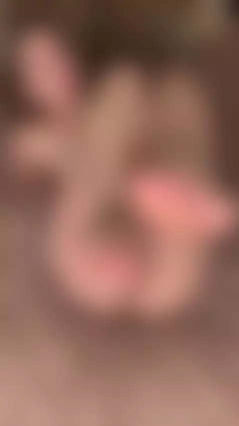 My whole body is delicious but more my ass by amybounce