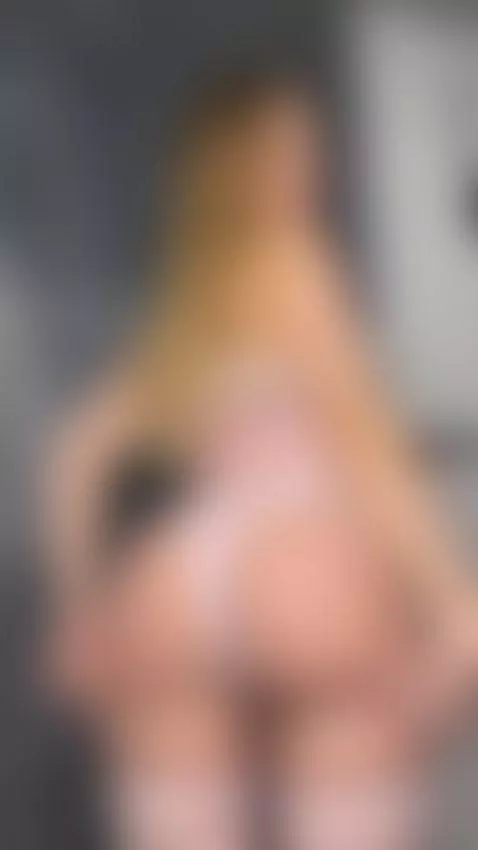 Adorable fuck doll is ready to be licked and fucked by amybounce