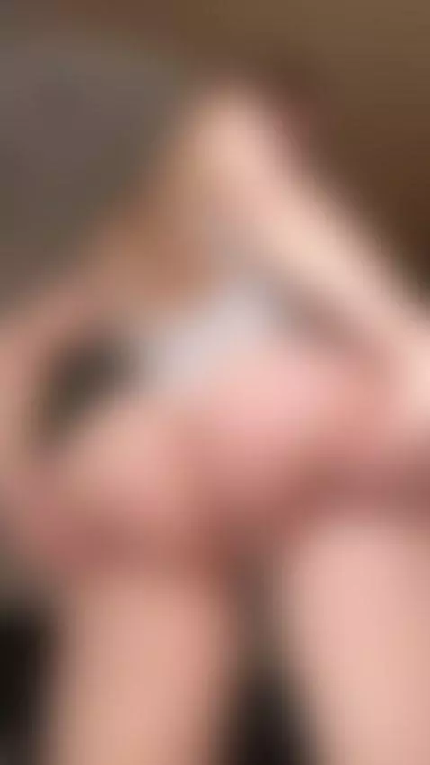 I need a man who loves to eat ass for breakfast by amybounce