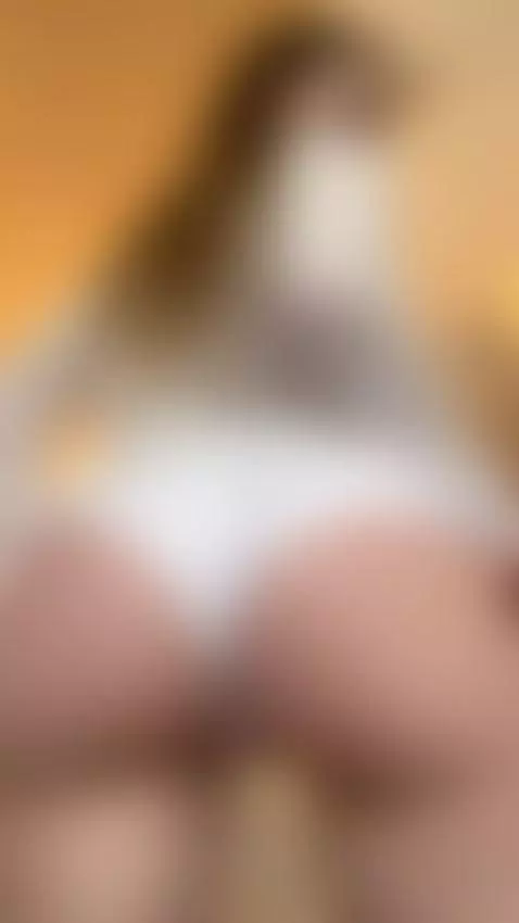 I'd send everyday nudes like this to you. by amybounce