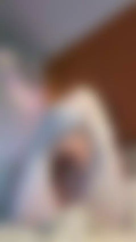 Smooth & Rhythmic:
"Every move hits like the bass — slow, de... by wwwyyymmm