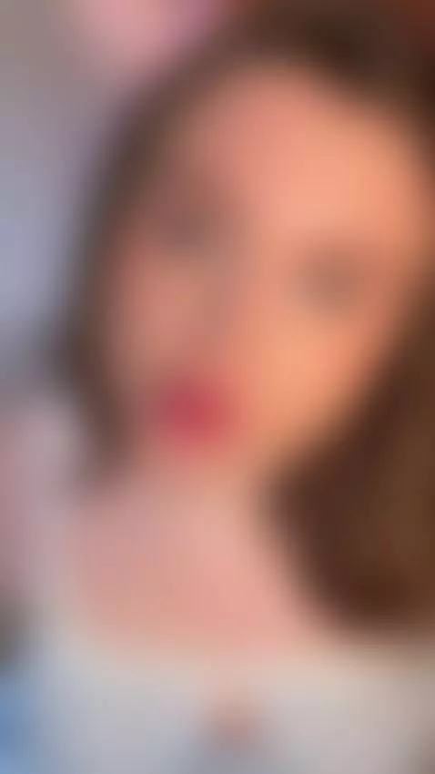 Brunette beauty on your screen — but the real show’s in my p... by wwwyyymmm