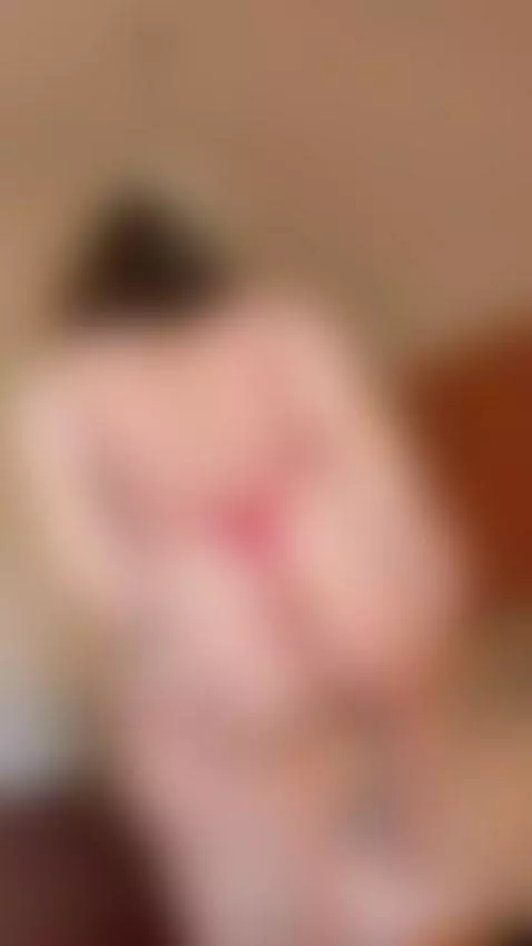 Uncensored pics only for subs. You still outside? by wwwyyymmm