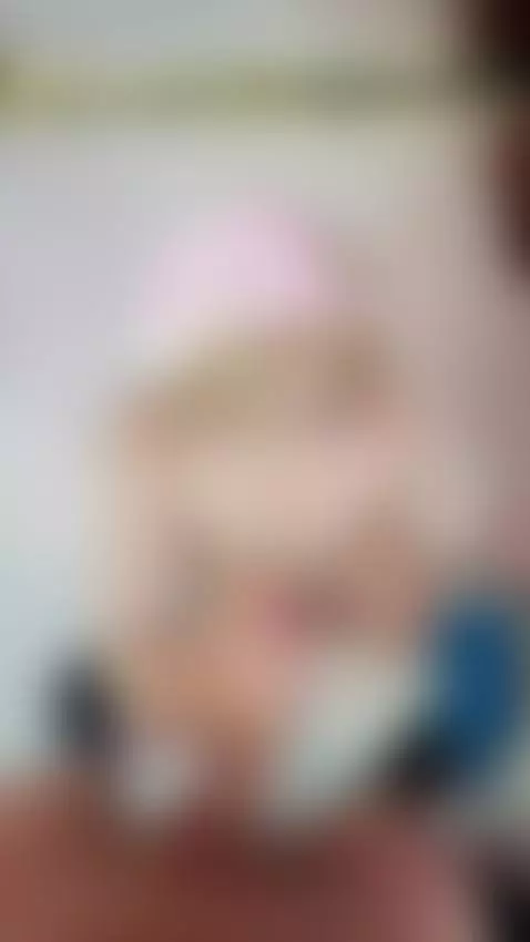 I love it when she kneels down to jerk off my cock by xayahandrakan