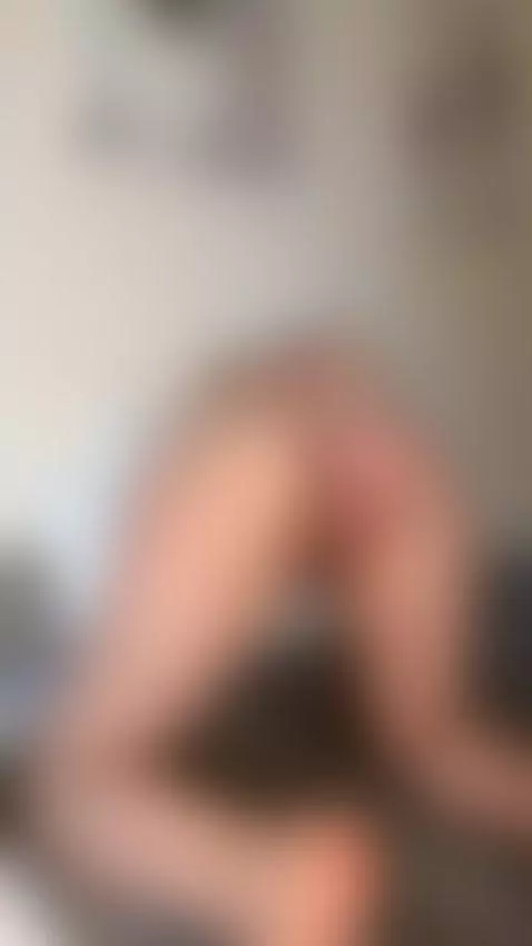 Just a horny teen that loves cum in the morning by admeriz