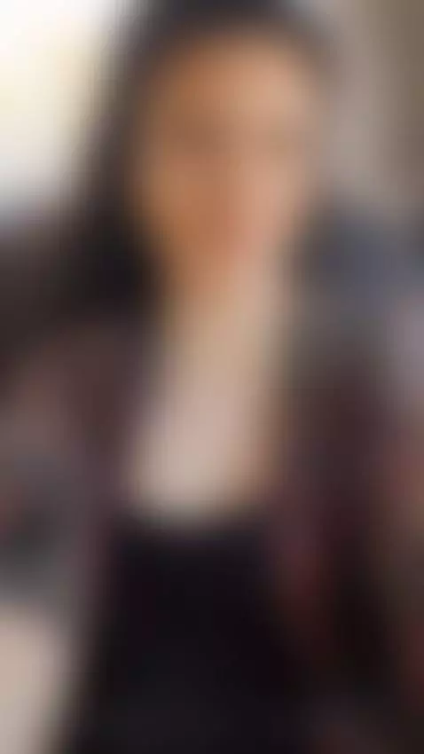 If I distract you, I’m not sorry. by nyxmeuran