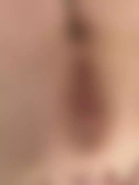 My pussy is very close by sophiacutiepie