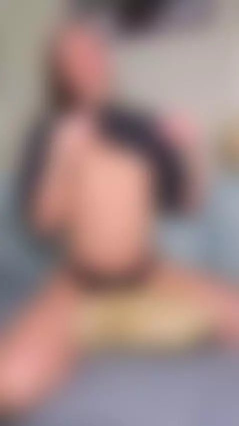 Tell me, do you like brunettes with character?
Then OnlyFans... by sweetieinna