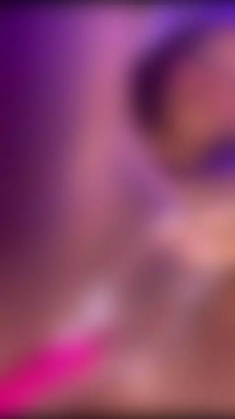 Current mood: Needy. Come give me the attention I deserve? by amberjadee