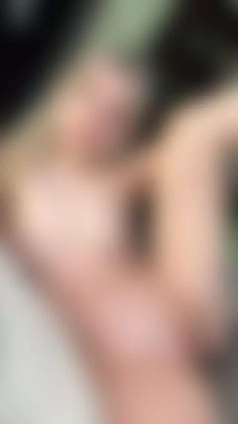 I'm obsessed with taking cocks and large loads by milaamurr