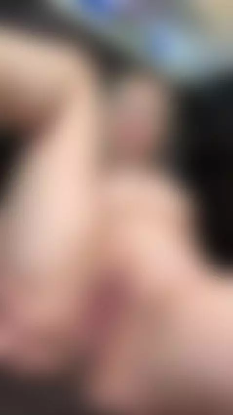 I want your tongue to run all over my body.👅 by milaamurr