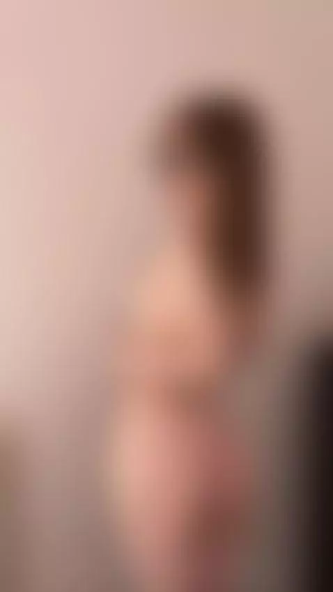Stunning brunette in glasses shows off her naked body and in... by katequinnxxx