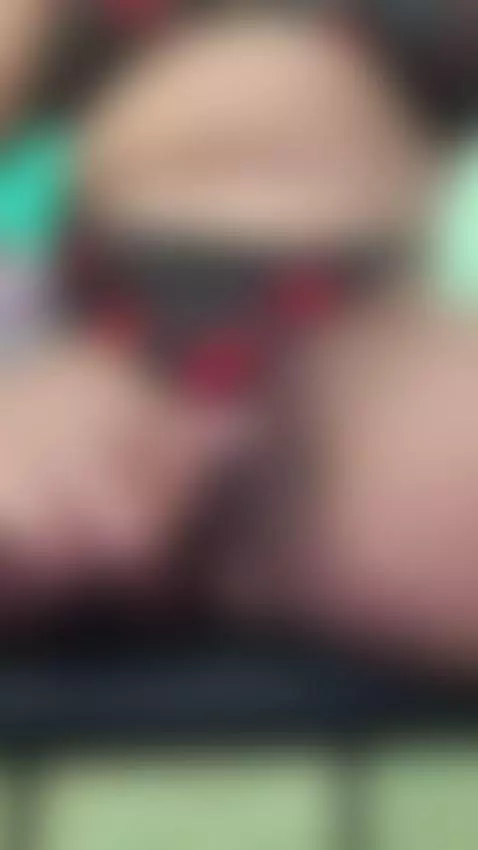 quiero que me pases tu lengua, puedes?? by sweet-liliith