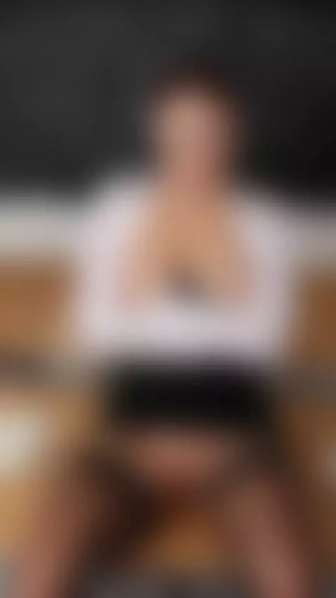 Are you ready to receive a treat? by vikkistorms