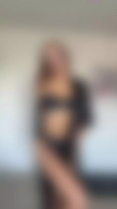 In 8 seconds, I'll lose all sense of shame... can you bear t... by vikkistorms