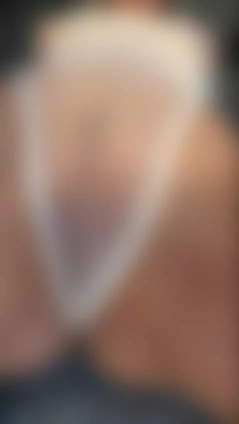 enjoying the view down there? by alexisfly