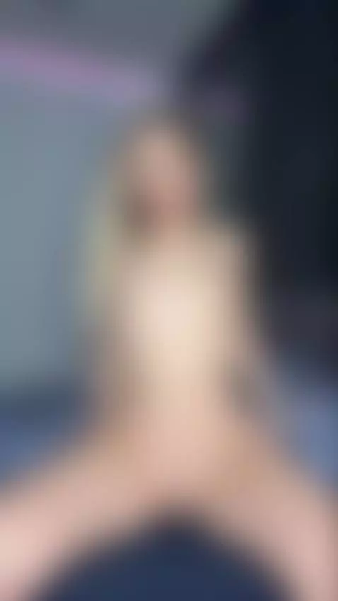 Can I make your married cock hard? by alexisfly