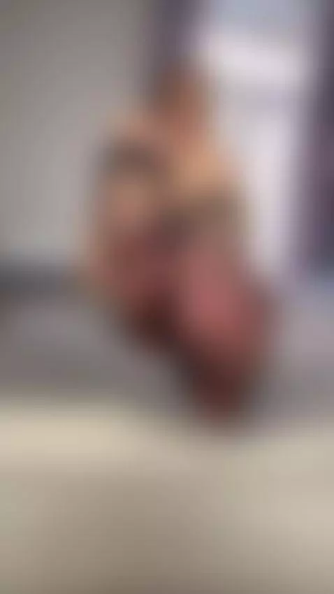 I know what you want.
I show on OnlyFans by mariboo