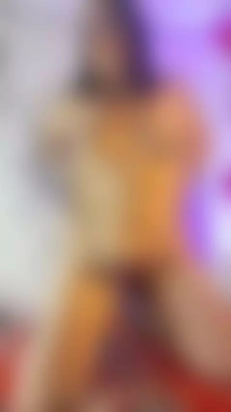 milf delicious 🔥 by zoeycarter1