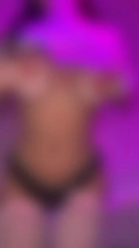 My breath makes the shadows quiver 😈💧 by liilash