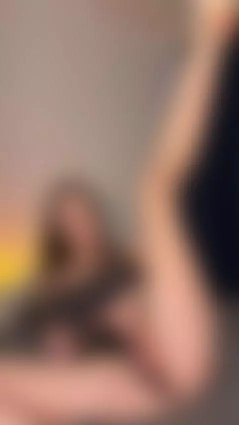 My breath makes the shadows quiver 😈💧
https://onlyfans.com/y... by liilash