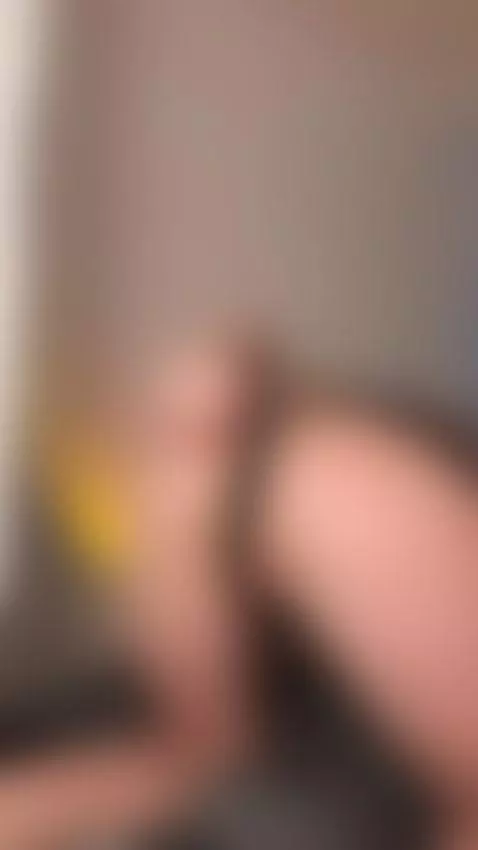 I let the moment climb my skin slowly 😈💧
https://onlyfans.co... by liilash